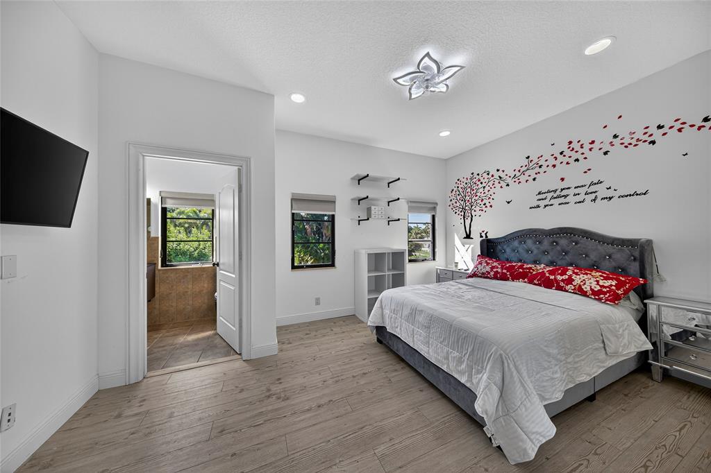 2211 Northeast 43rd Street Lighthouse Point, FL 33064 - Photo 32 of 44