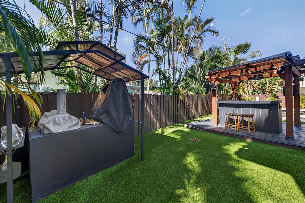 2211 Northeast 43rd Street Lighthouse Point, FL 33064 - Photo 39 of 44