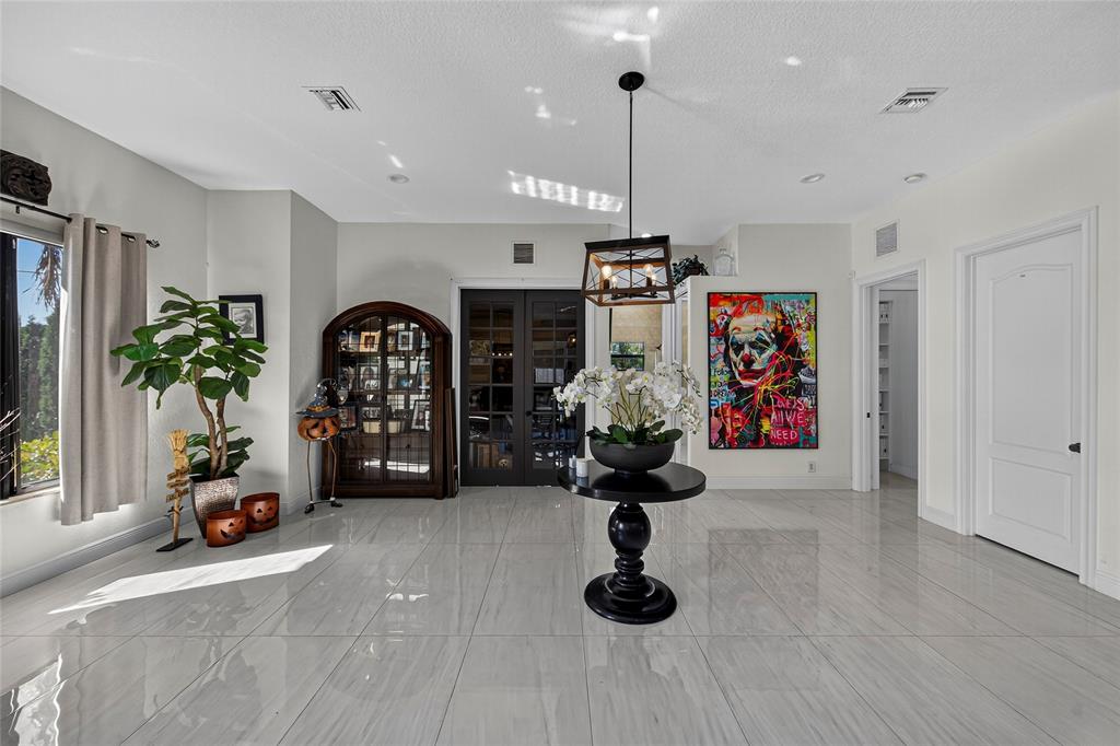 2211 Northeast 43rd Street Lighthouse Point, FL 33064 - Photo 10 of 44