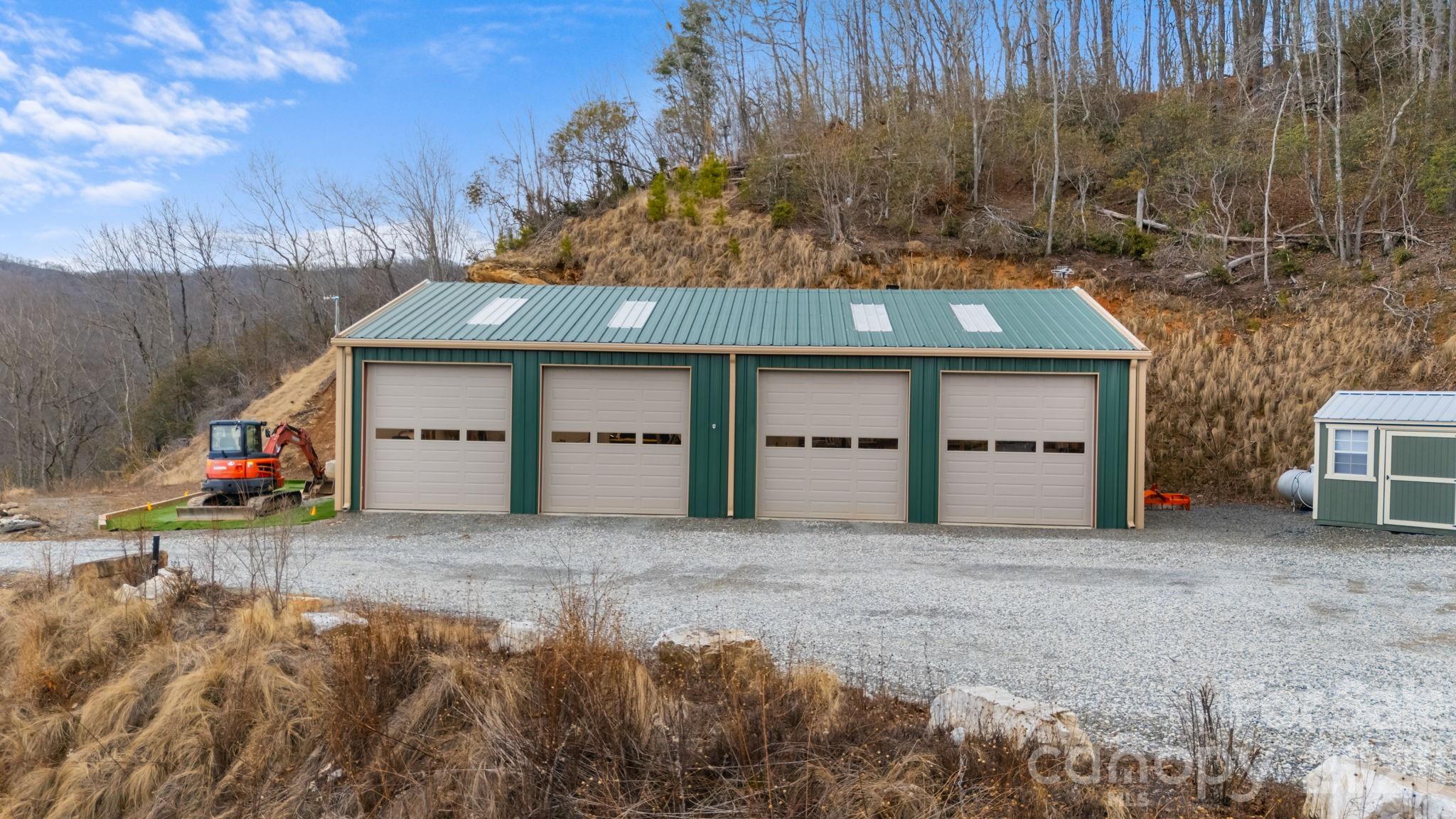 833 Fox Run Road Bryson City, NC 28713 - Photo 3 of 44