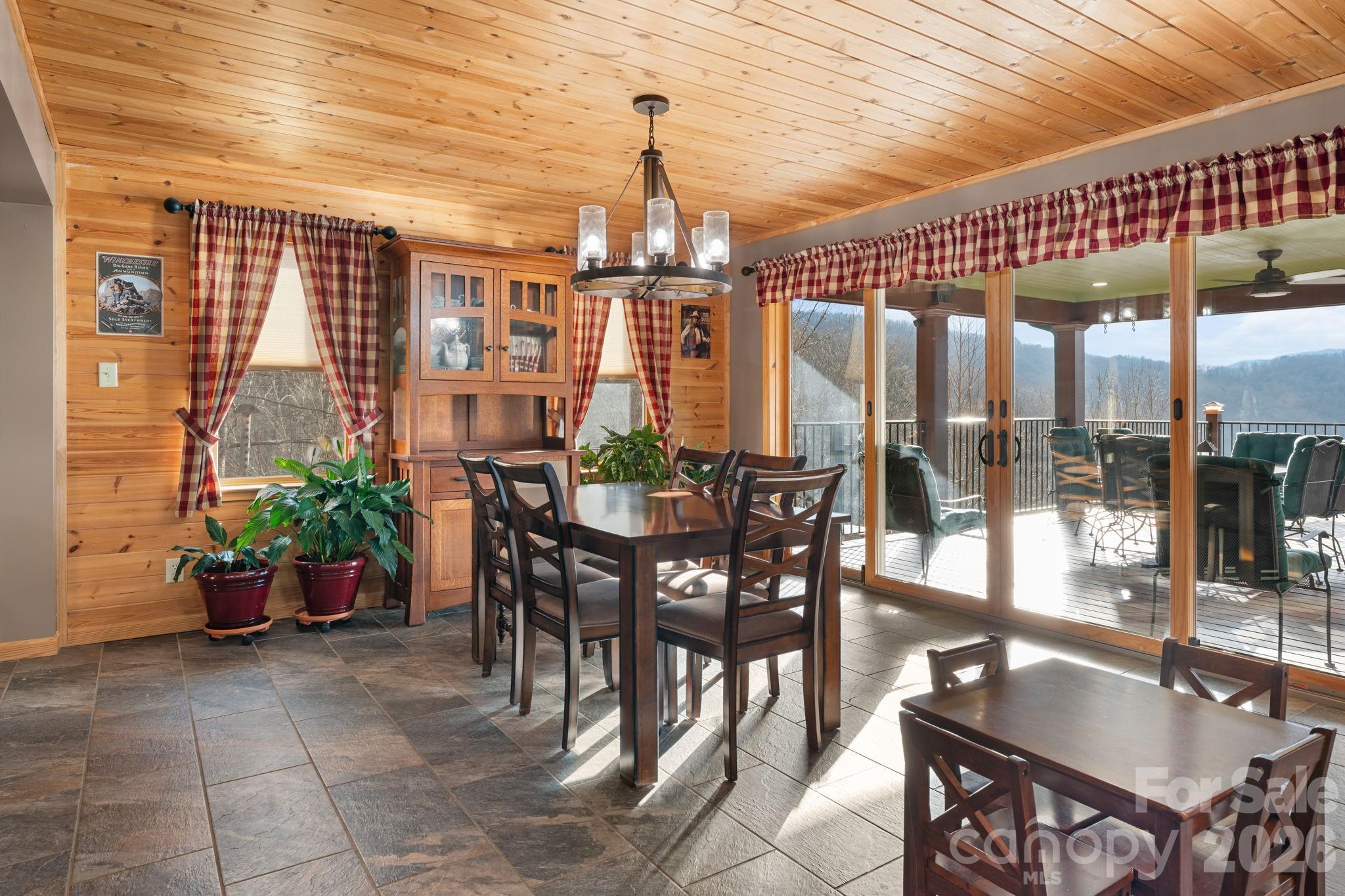 833 Fox Run Road Bryson City, NC 28713 - Photo 8 of 44