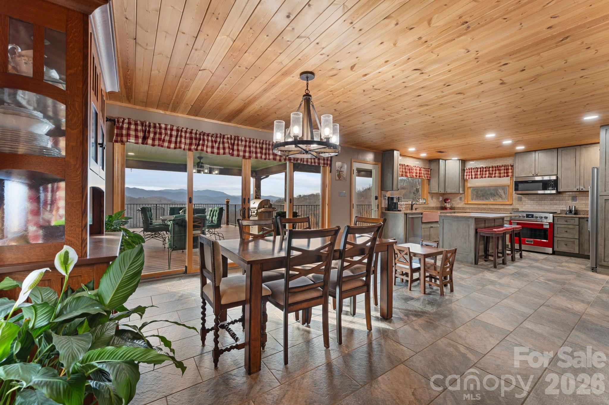 833 Fox Run Road Bryson City, NC 28713 - Photo 9 of 44