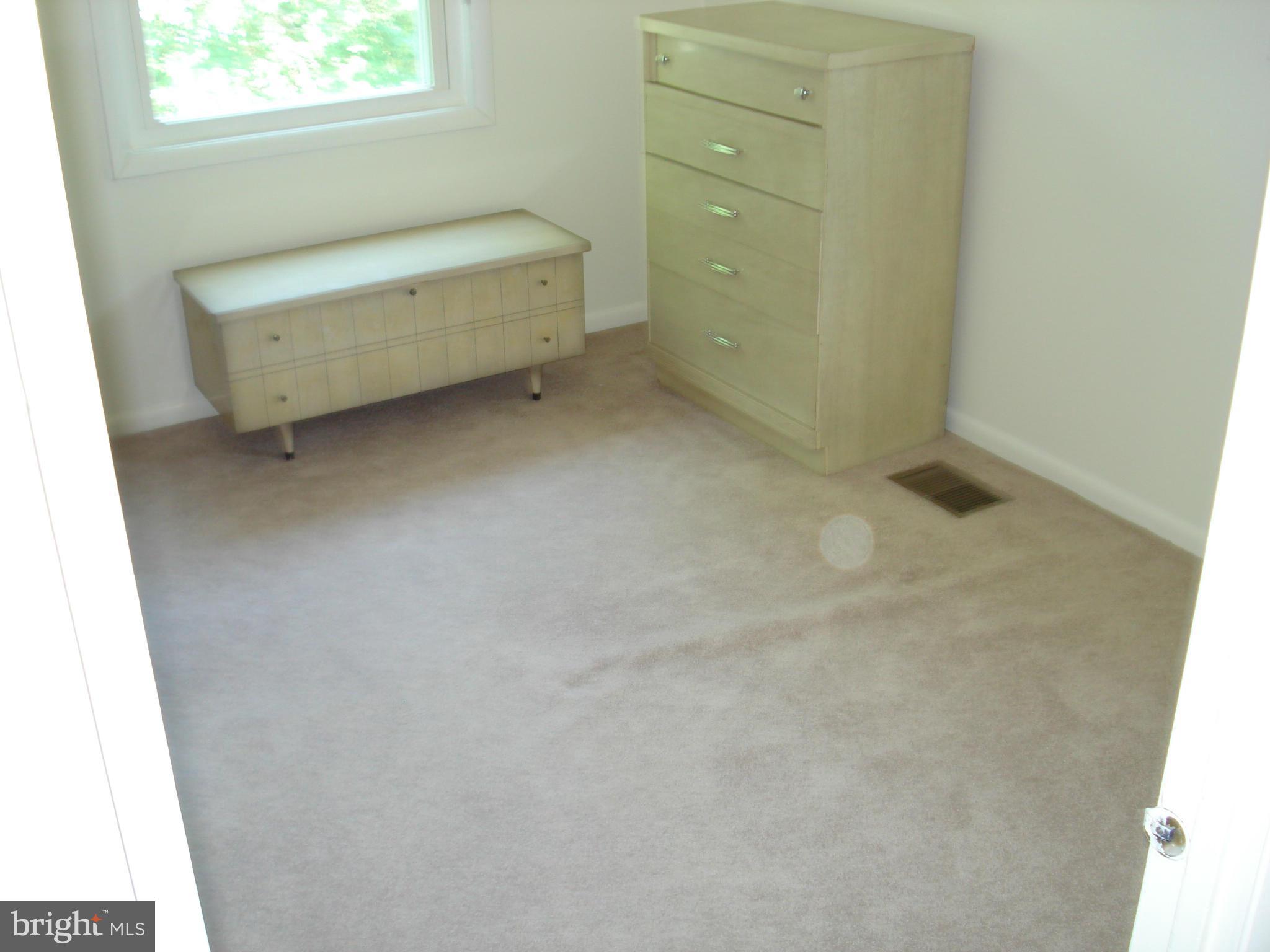 58 Timber Rock Road Gaithersburg, MD 20878 - Photo 11 of 22 Third Bedroom