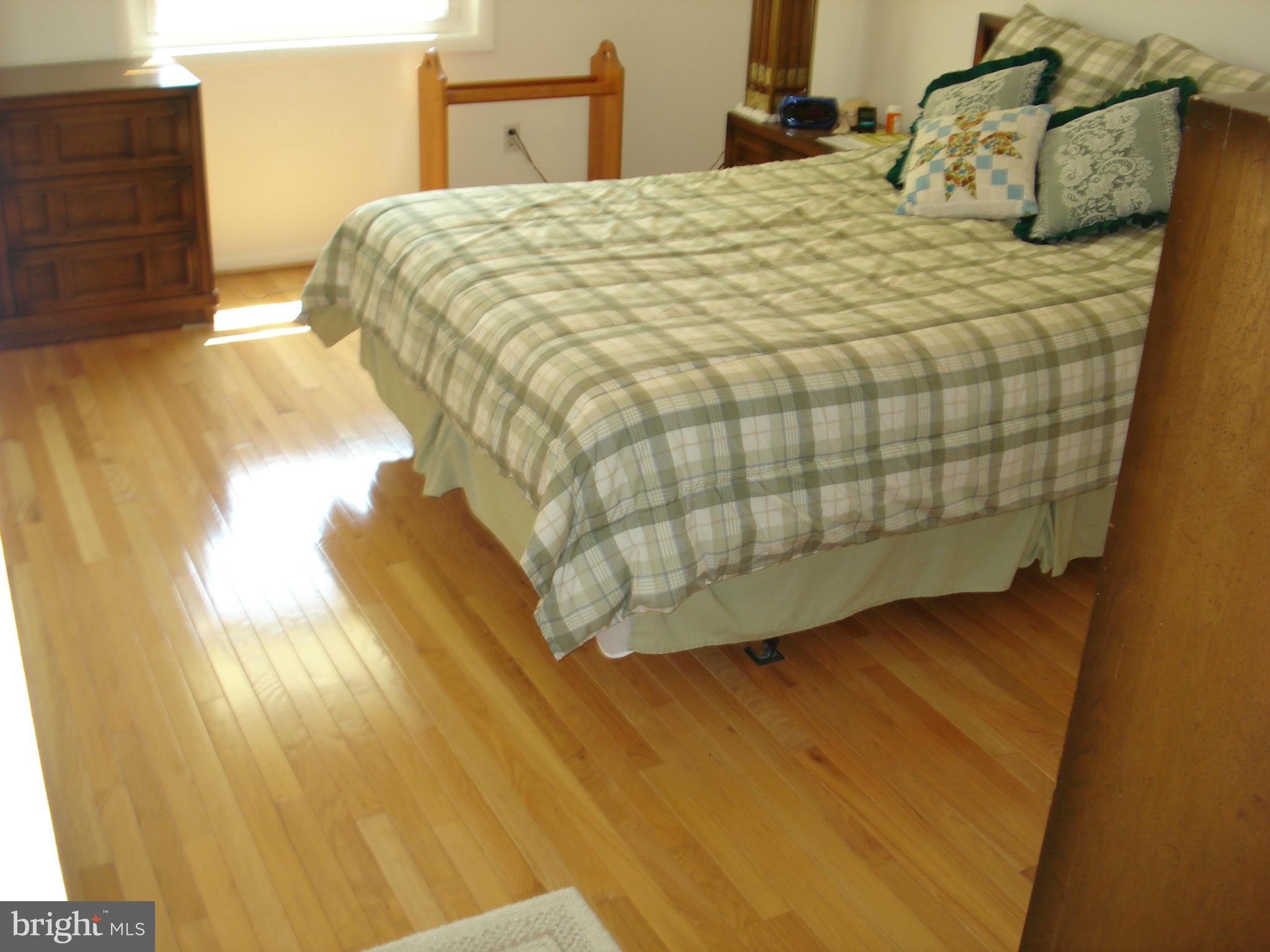 58 Timber Rock Road Gaithersburg, MD 20878 - Photo 8 of 22 Master Bedroom with Gorgeous Hardwood Floor