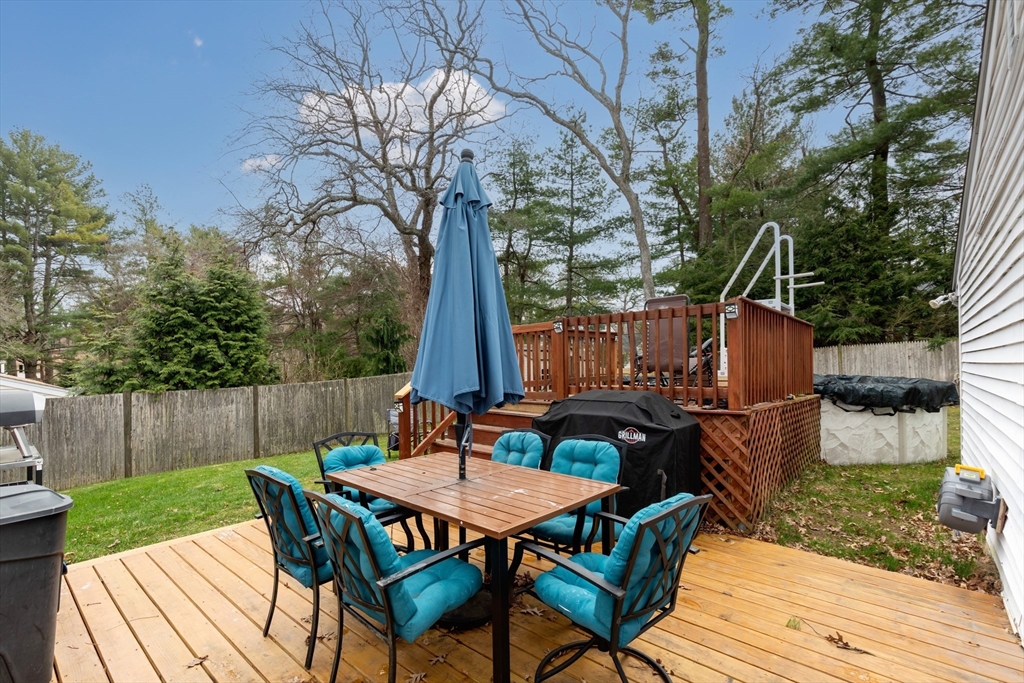 17 Ralph Road Raynham, MA 02767 - Photo 7 of 33