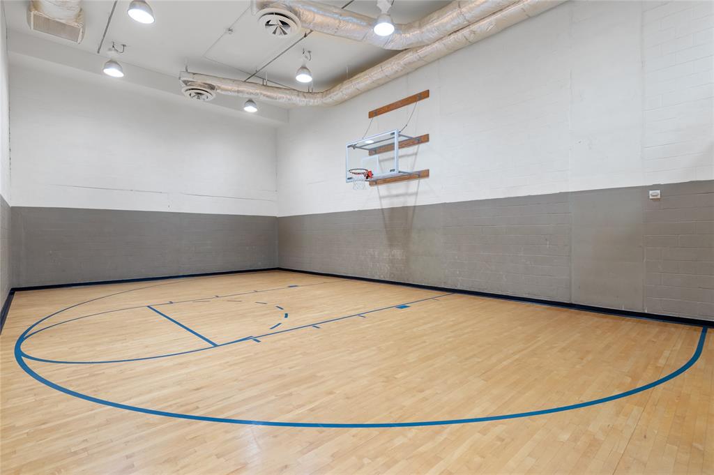 511 Southeast 5th Avenue, Unit 1906 Fort Lauderdale, FL 33301 - Photo 44 of 64 Basketball court