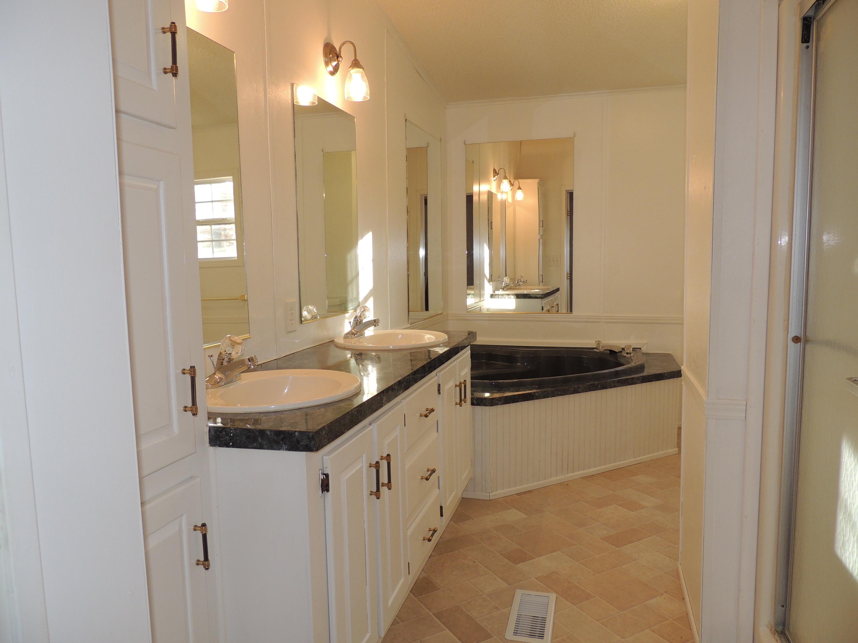 171 Rice Road Vass, NC 28394 - Photo 18 of 25 MASTER BATH