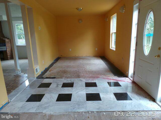 2716 Spring Hill Road Owings Mills, MD 21117 - Photo 3 of 17 Interior (General)