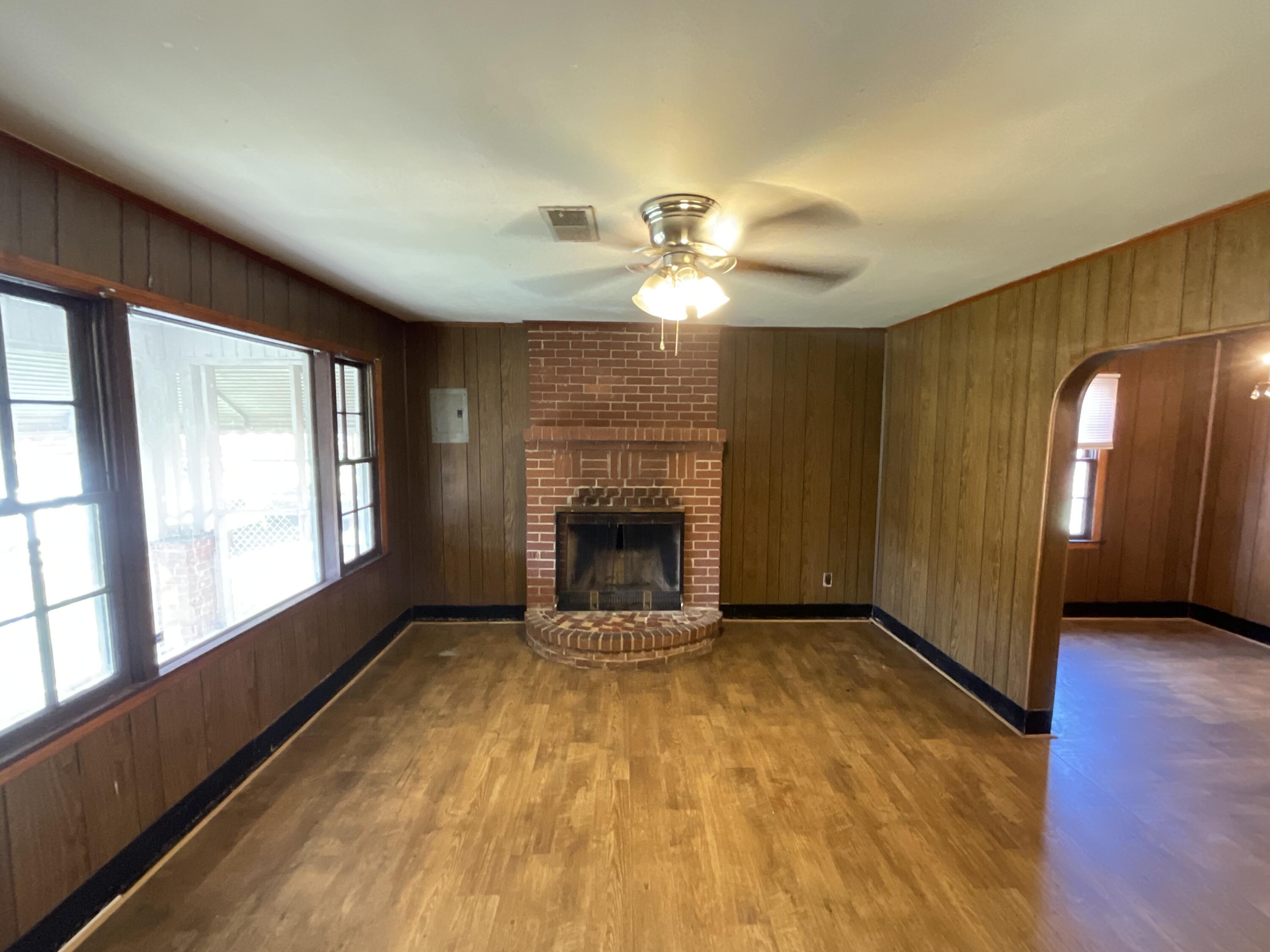 1694 Douglas Street Augusta, GA 30901 - Photo 3 of 14 Living Room