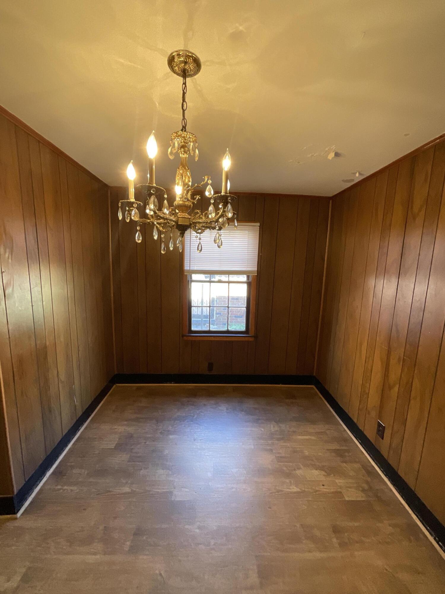 1694 Douglas Street Augusta, GA 30901 - Photo 7 of 14 Dining Room