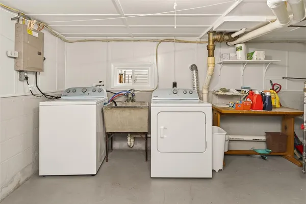 $189,900 | 89 Haddon Road, Greece, NY 14626