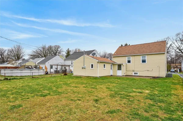 $189,900 | 89 Haddon Road, Greece, NY 14626