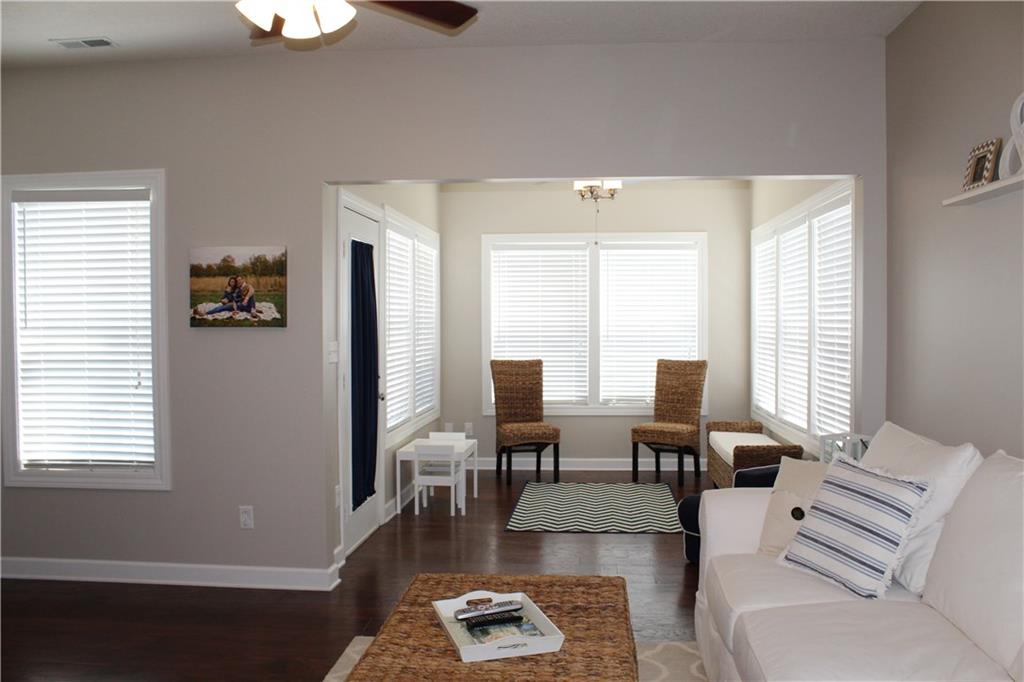 11193 Schoolhouse Road Fishers, IN 46037 - Photo 3 of 32 Gallery Image 3