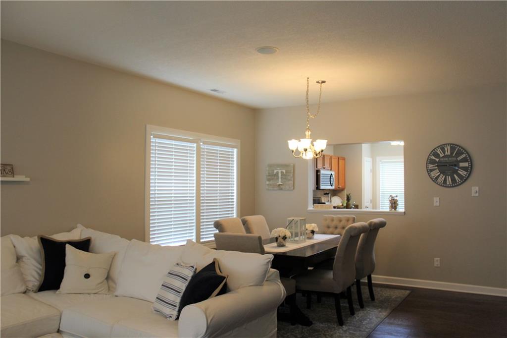 11193 Schoolhouse Road Fishers, IN 46037 - Photo 6 of 32 Gallery Image 6