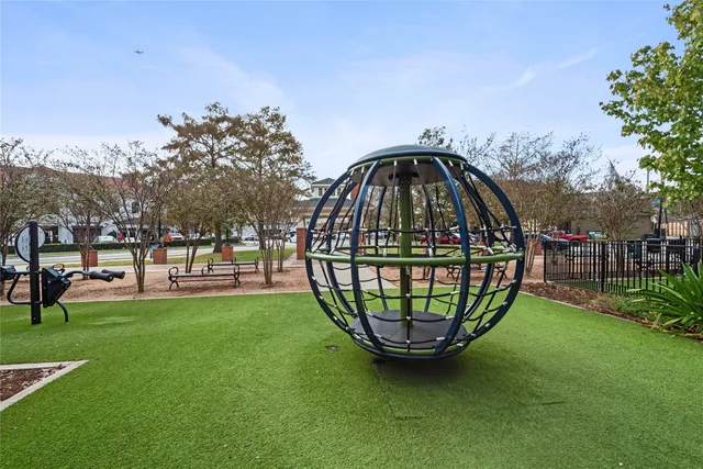 $1,875 | 615 Pacific Street, Houston, TX 77006