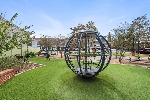 $1,875 | 615 Pacific Street, Houston, TX 77006