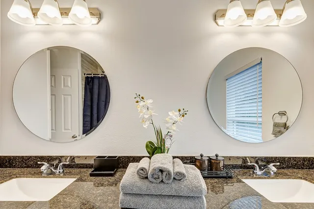 $2,600 | 14510 Sanour Drive, Houston, TX 77095