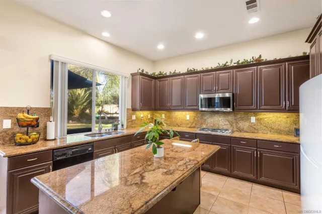 $899,000 | 32724 Salvia Circle, Winchester, CA 92596