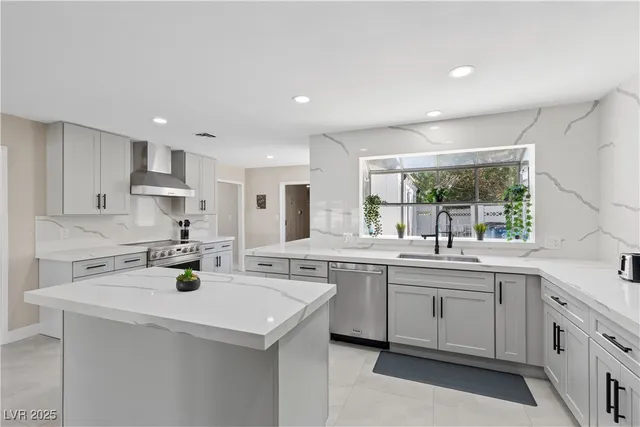 $4,388 | 2420 Laurie Drive, Las Vegas, NV 89102