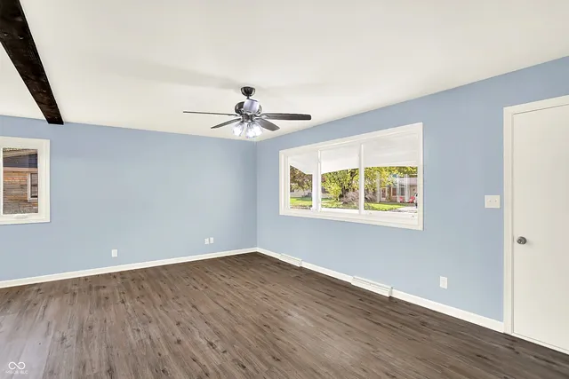 $230,000 | 821 Princeton Drive, New Whiteland, IN 46184