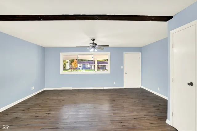 $230,000 | 821 Princeton Drive, New Whiteland, IN 46184