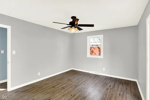 $230,000 | 821 Princeton Drive, New Whiteland, IN 46184