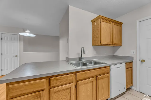 $265,000 | 1522 Legend Trail Drive, Unit B, Lawrence, KS 66047