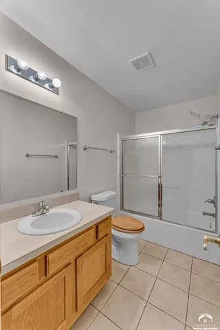 $265,000 | 1522 Legend Trail Drive, Unit B, Lawrence, KS 66047