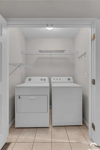 $265,000 | 1522 Legend Trail Drive, Unit B, Lawrence, KS 66047