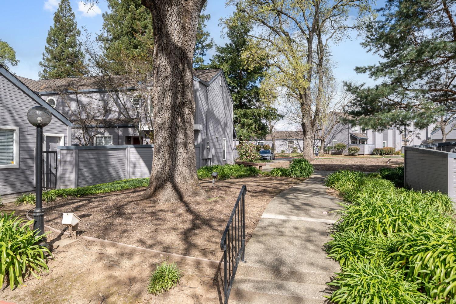 4112 Alex Lane Carmichael, CA 95608 - Photo 33 of 36