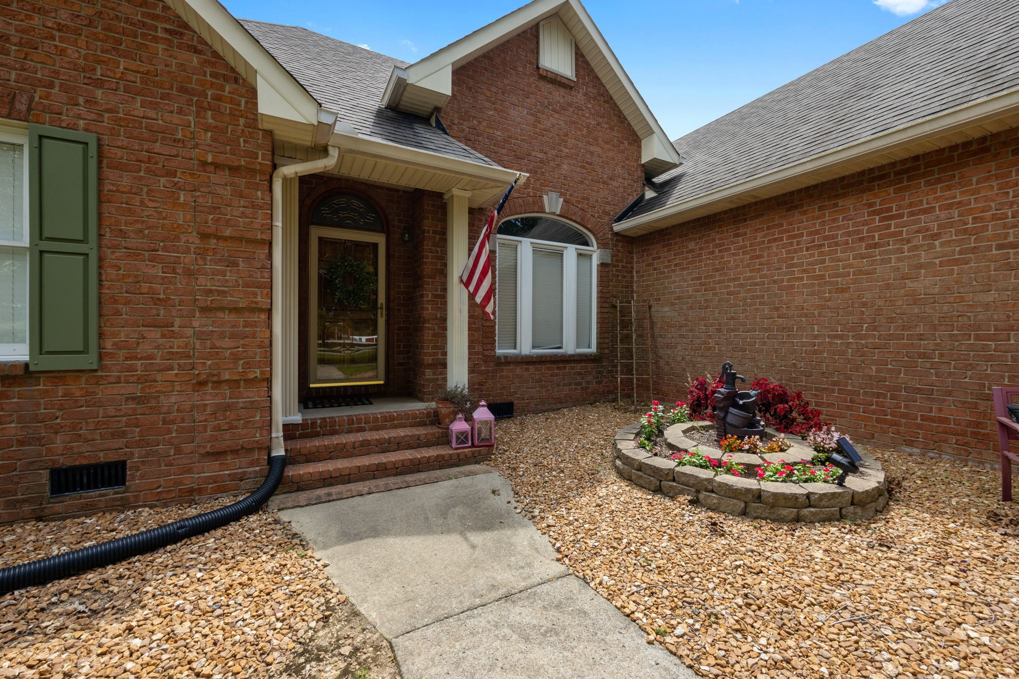 298 Corinth Road Portland, TN 37148 - Photo 8 of 49 a front view of a house with a yard