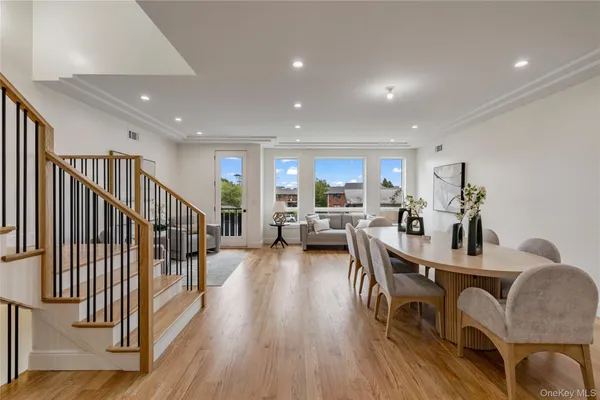 $979,000 | 17 Union Road, Unit 205, Spring Valley, NY 10977