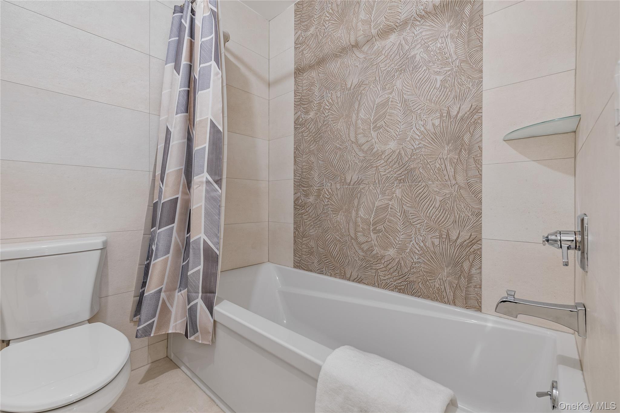 17 Union Road, Unit 205 Spring Valley, NY 10977 - Photo 36 of 40 Primary Bathroom