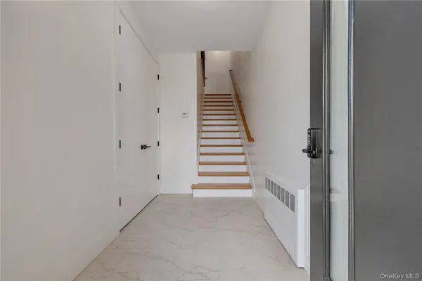 $979,000 | 17 Union Road, Unit 205, Spring Valley, NY 10977