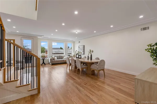 $979,000 | 17 Union Road, Unit 205, Spring Valley, NY 10977