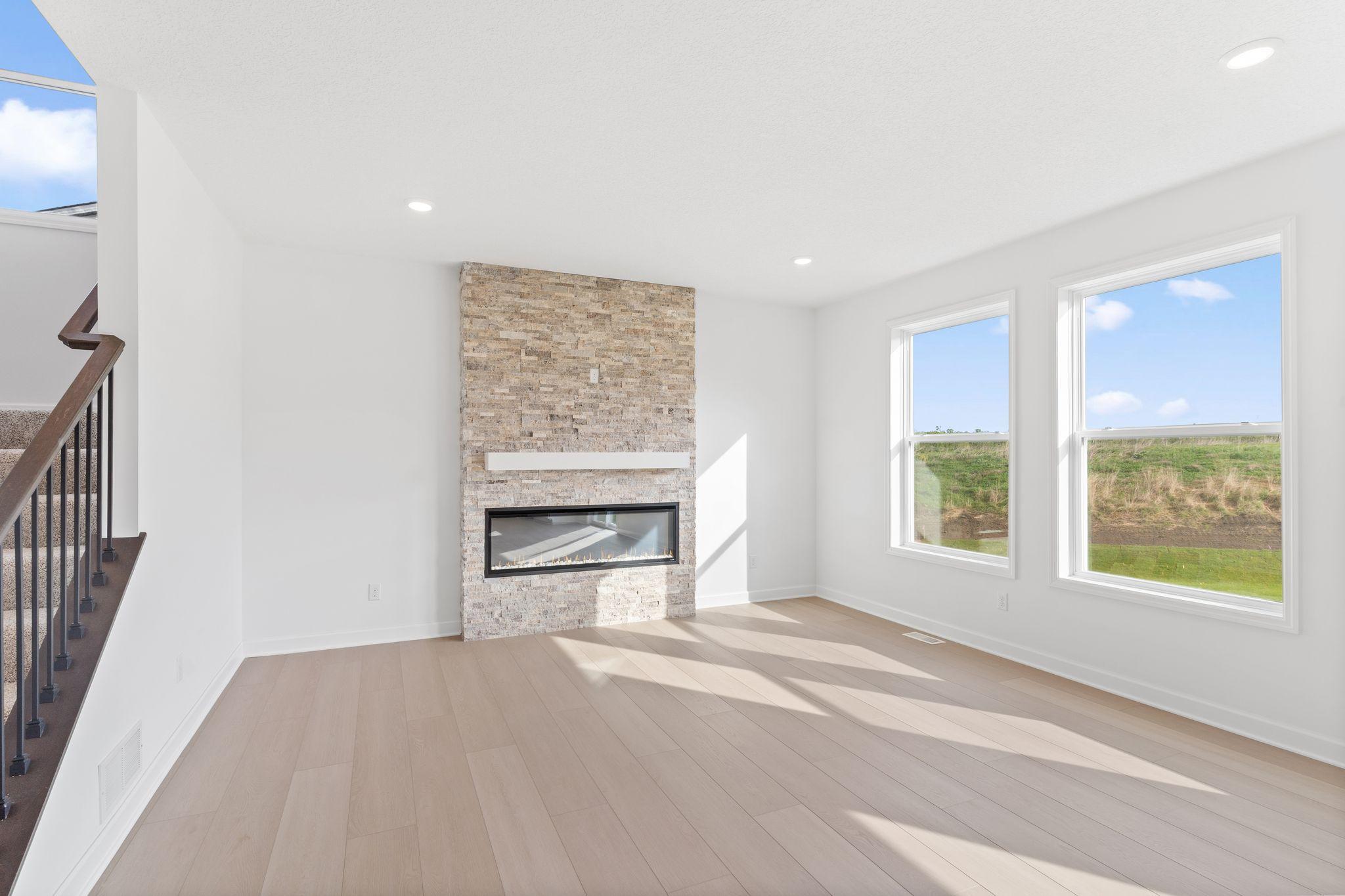 905 Milborne Lane Northwest Rochester, MN 55901 - Photo 7 of 28