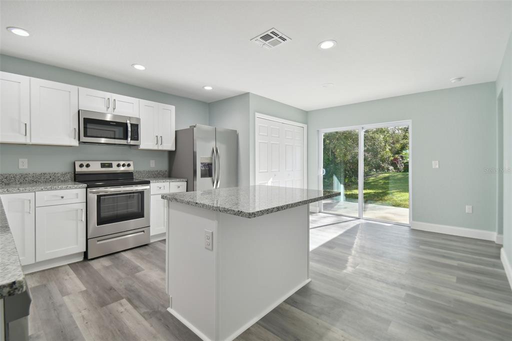 726 Tennessee Road Lakeland, FL 33815 - Photo 5 of 29 Gallery Image 5
