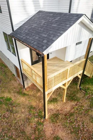 $529,900 | 205 Crestwood Drive, Pilot Mountain, NC 27041