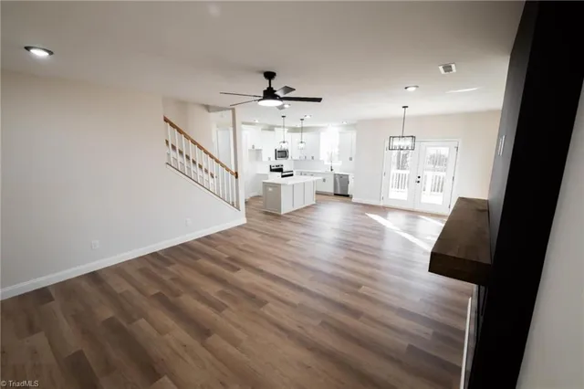 $529,900 | 205 Crestwood Drive, Pilot Mountain, NC 27041