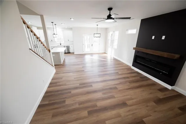 $529,900 | 205 Crestwood Drive, Pilot Mountain, NC 27041