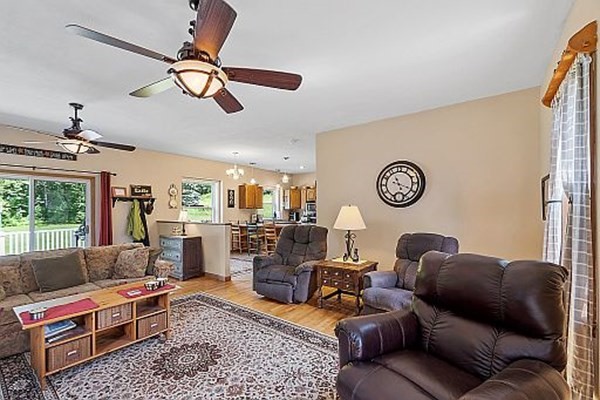 197 Stowell Road Ashburnham, MA 01430 - Photo 11 of 38