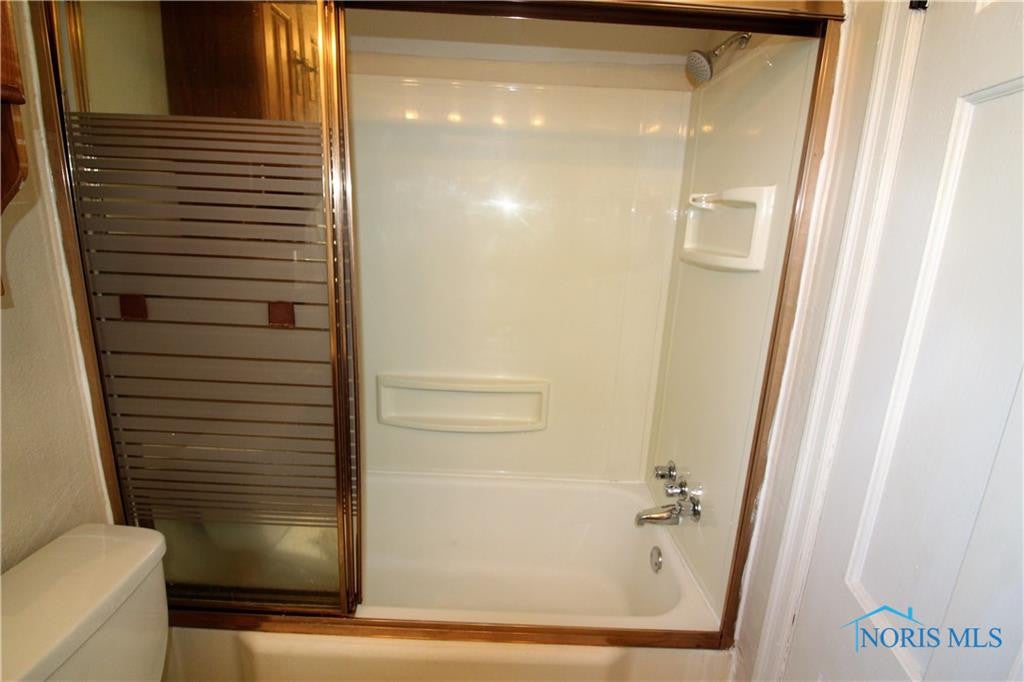 917 Southover Road Toledo, OH 43612 - Photo 14 of 22 Gallery Image 14