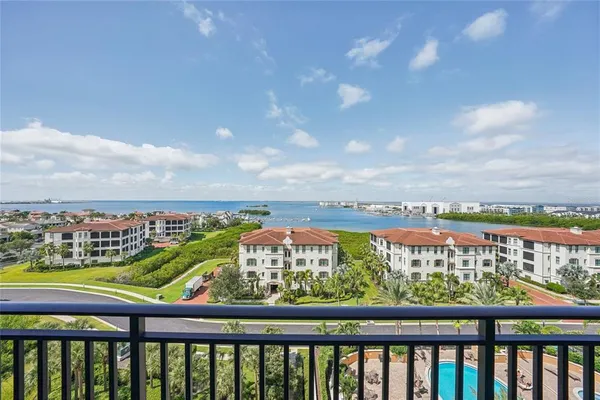 $1,249,000 | 5823 Bowen Daniel Drive, Unit 902, Tampa, FL 33611
