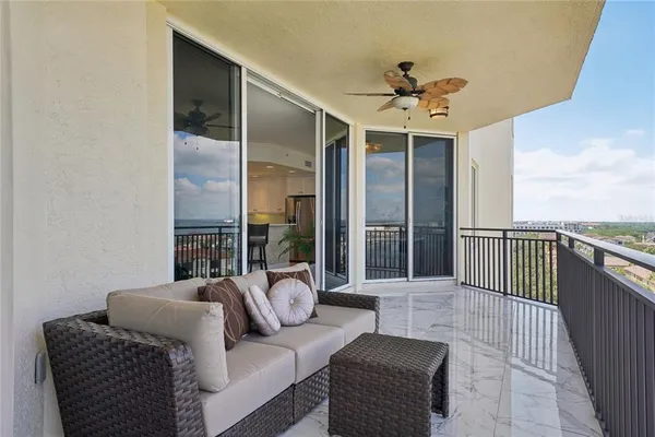 $1,249,000 | 5823 Bowen Daniel Drive, Unit 902, Tampa, FL 33611
