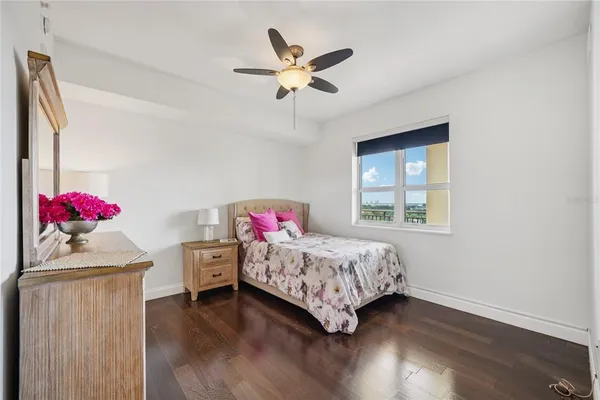 $1,249,000 | 5823 Bowen Daniel Drive, Unit 902, Tampa, FL 33611