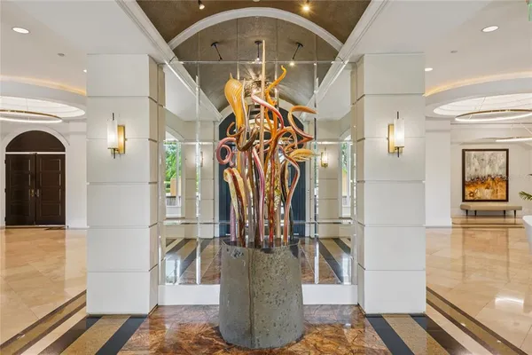 $1,249,000 | 5823 Bowen Daniel Drive, Unit 902, Tampa, FL 33611