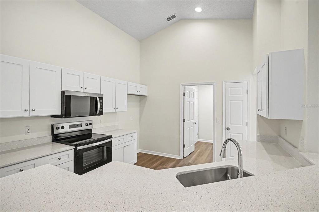 10131 Rivers Trail Drive Orlando, FL 32817 - Photo 6 of 15