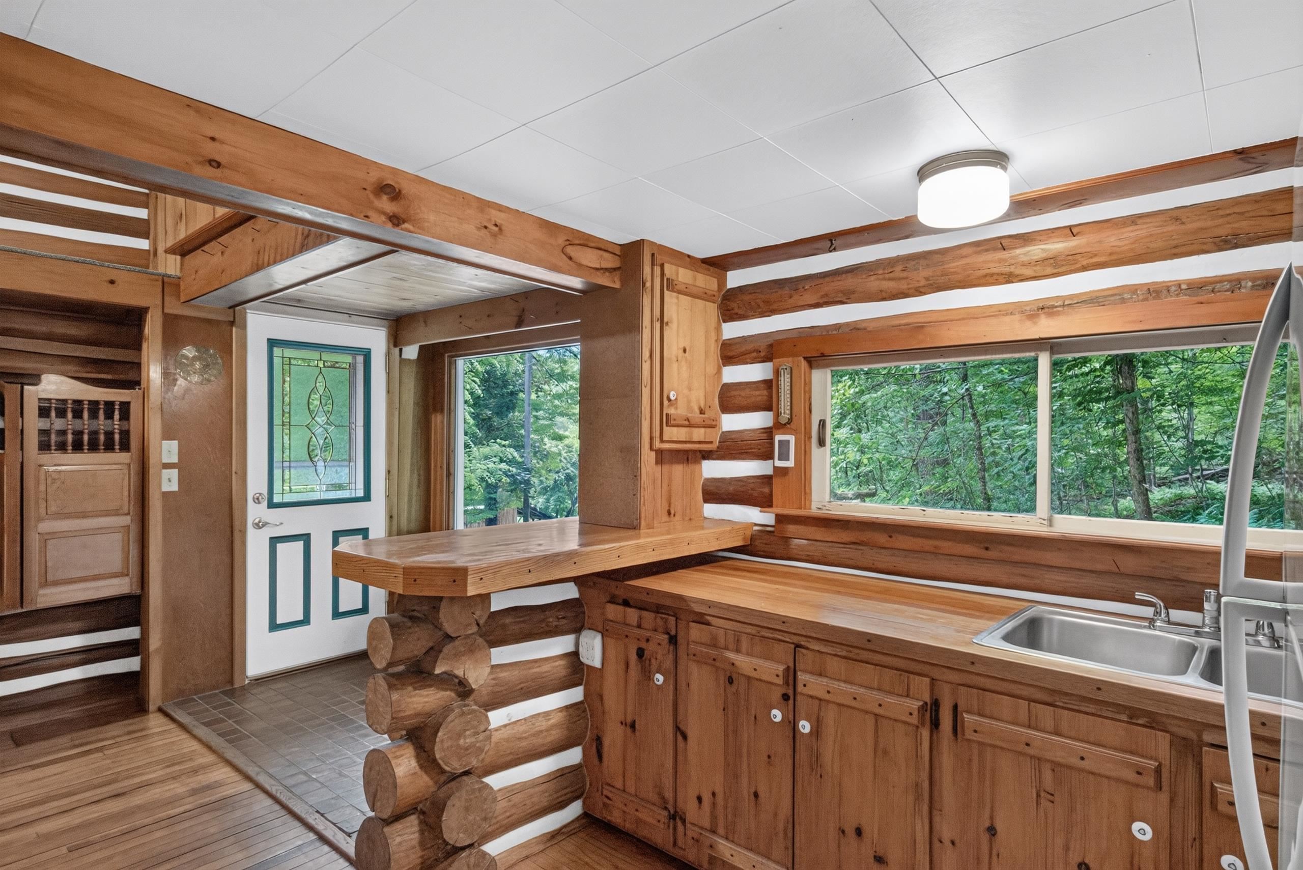 5885 Cedar Valley Road Traverse City, MI 49684 - Photo 7 of 54