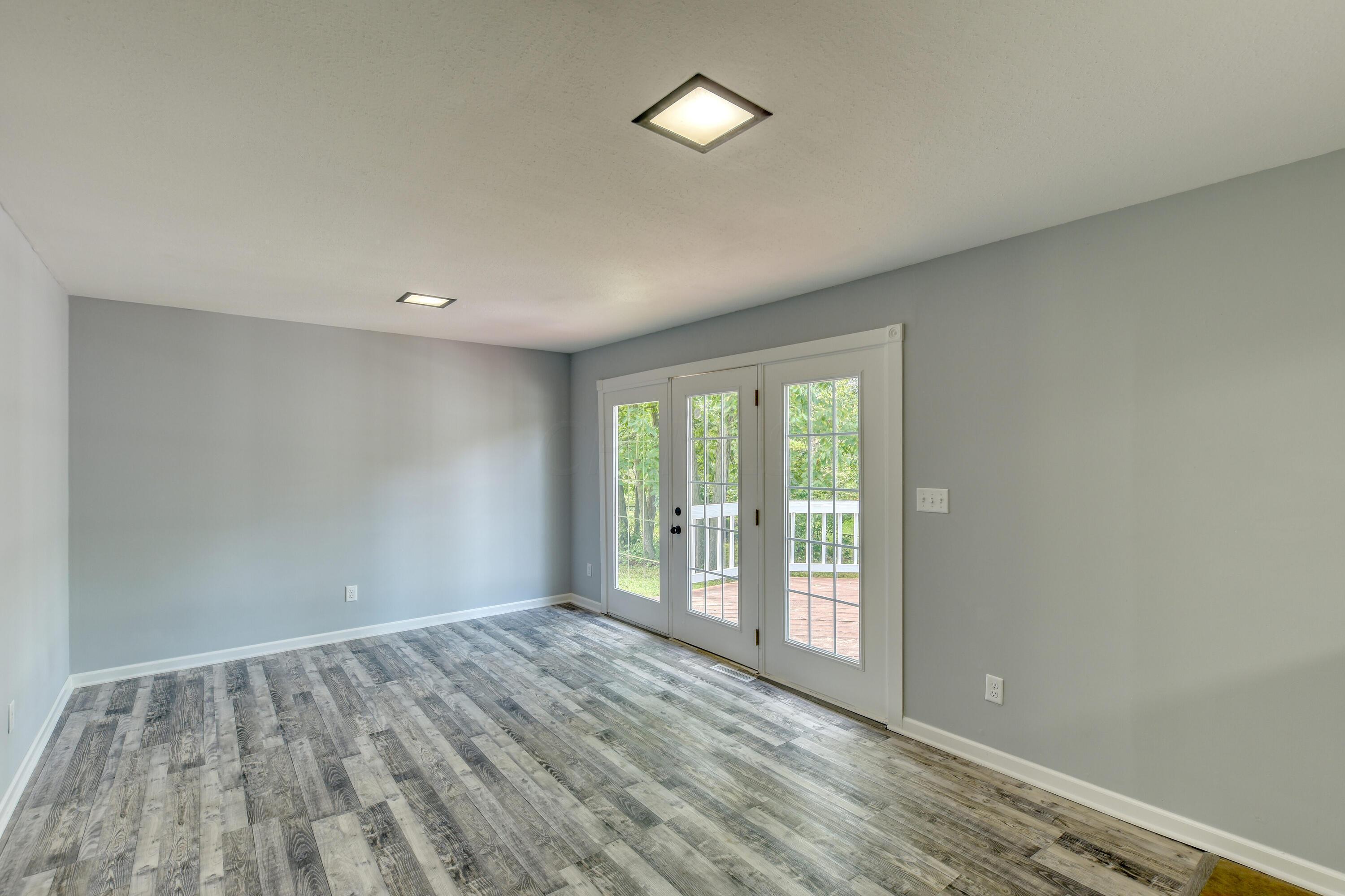 6471 Red Fox Road Reynoldsburg, OH 43068 - Photo 14 of 33 C9B1BCCC-9CD4-46B1-94C0-E5142E577E58
