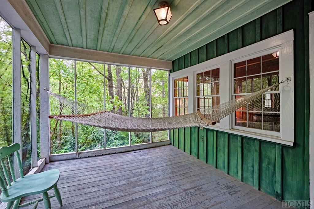 818 Flat Mountain Road Highlands, NC 28741 - Photo 19 of 20 Gallery Image 19